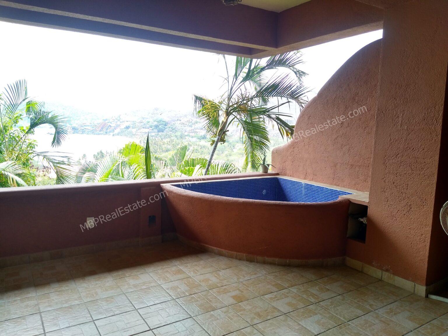 Zihuatanejo real estate