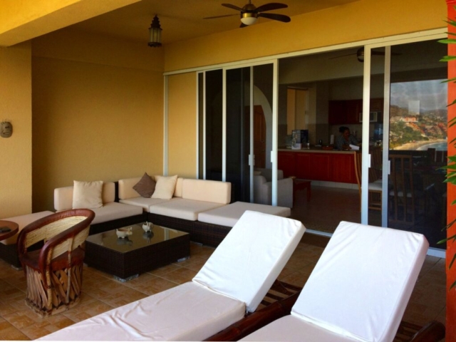 Zihuatanejo Condo for sale terrace