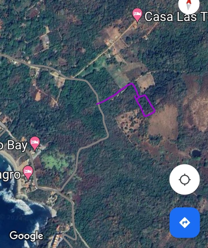 Acceso a lotes en venta en Playa Troncones cerca de Ixtapa Zihuatanejo Mexico